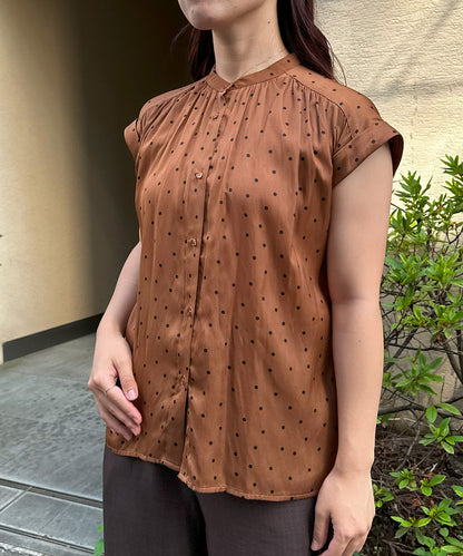 【INNOWAVE】サテンドットプリントブラウス
