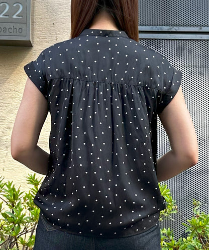 【INNOWAVE】サテンドットプリントブラウス