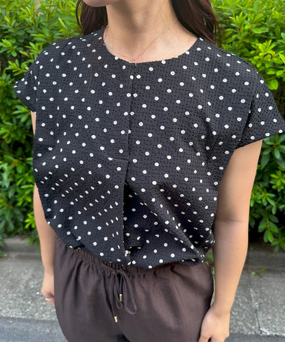 【INNOWAVE】フロントタックドットサッカーブラウス