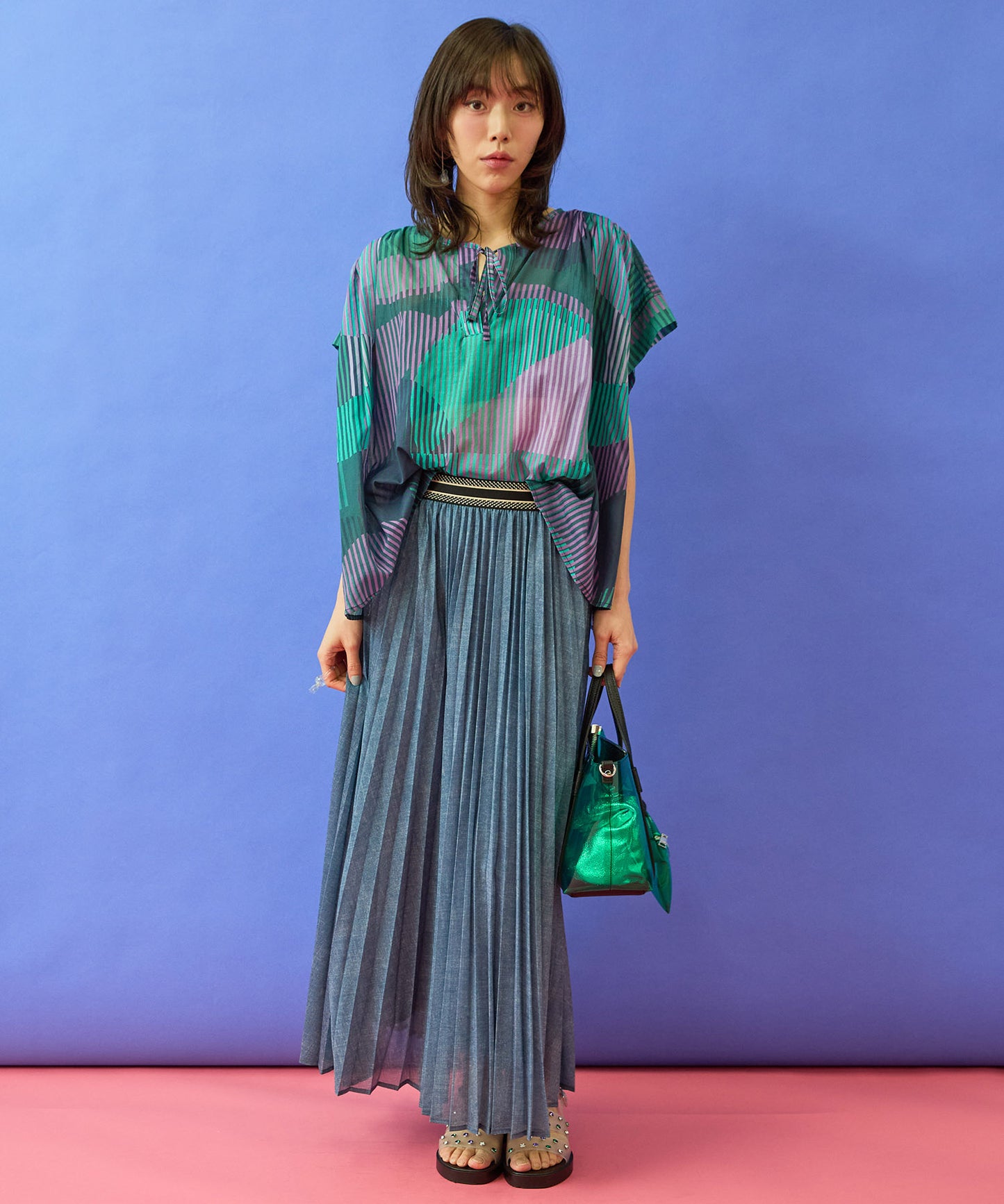 【la fée maraboutée】ストライプジオメトリックブラウス