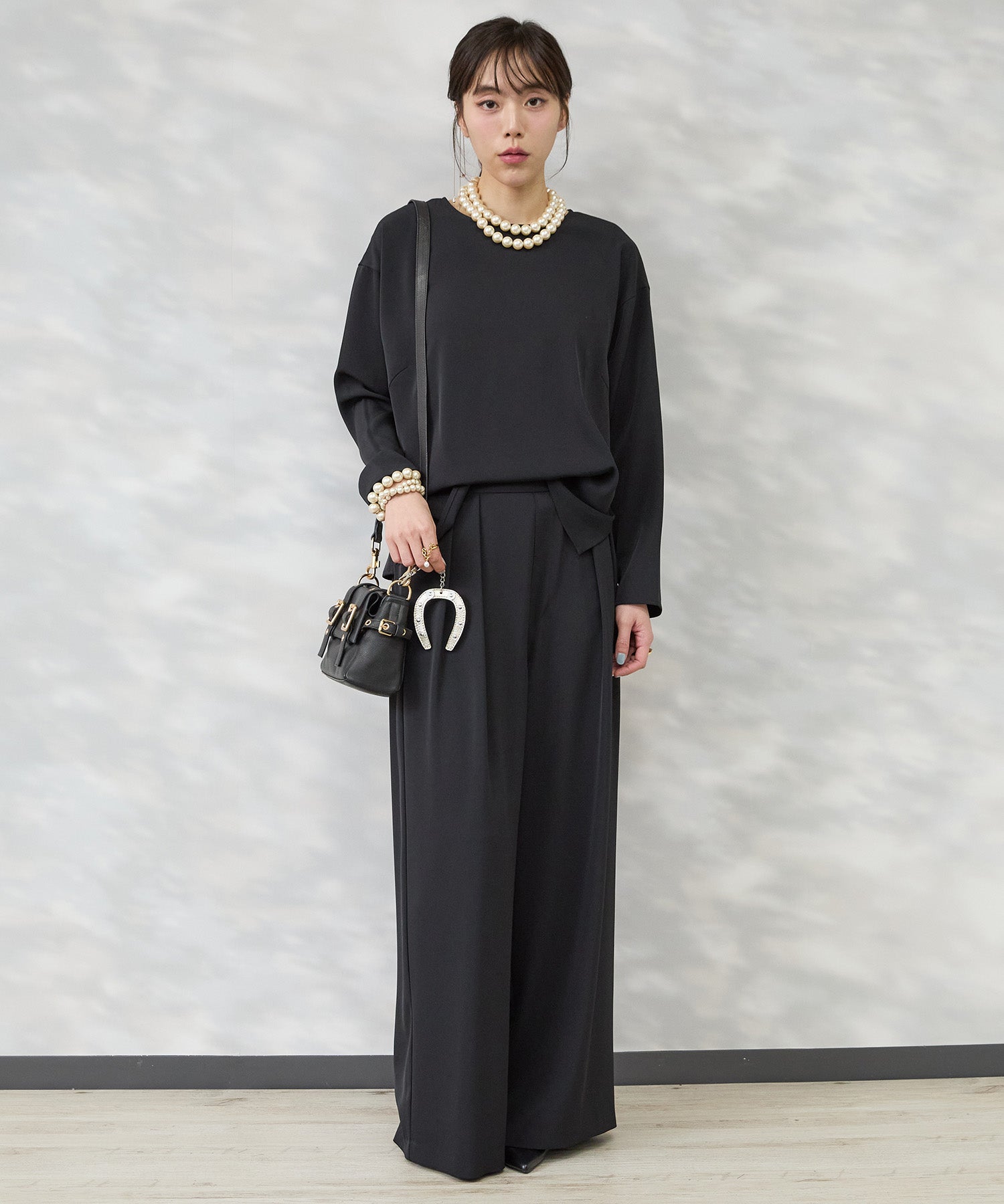 【JETSET SOLO PLUS】ソフトドレープツイルフレアワイドパンツ