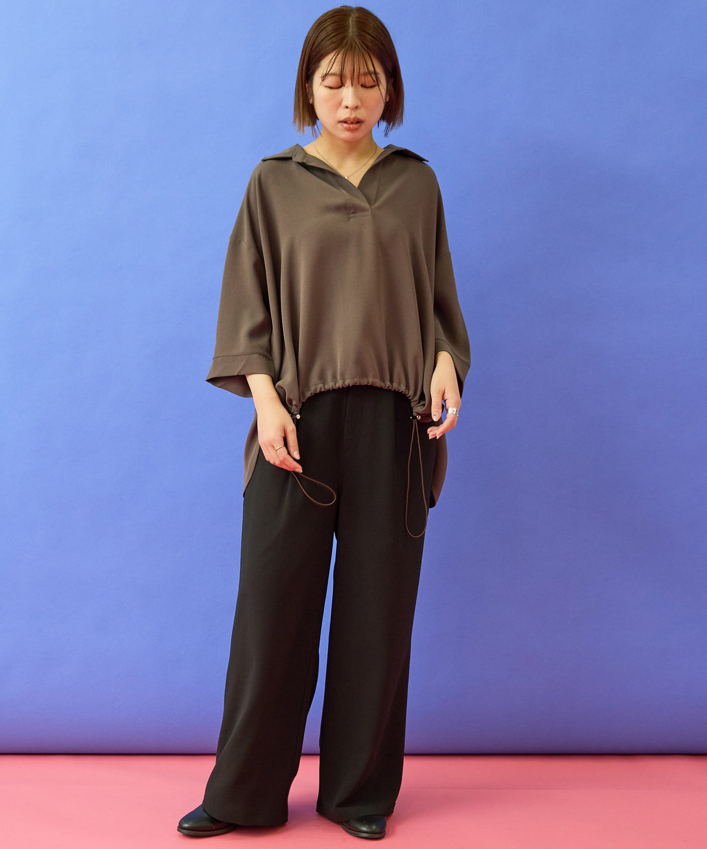 【JETSET SOLO PLUS】マルチファンクションイージーストレートパンツ