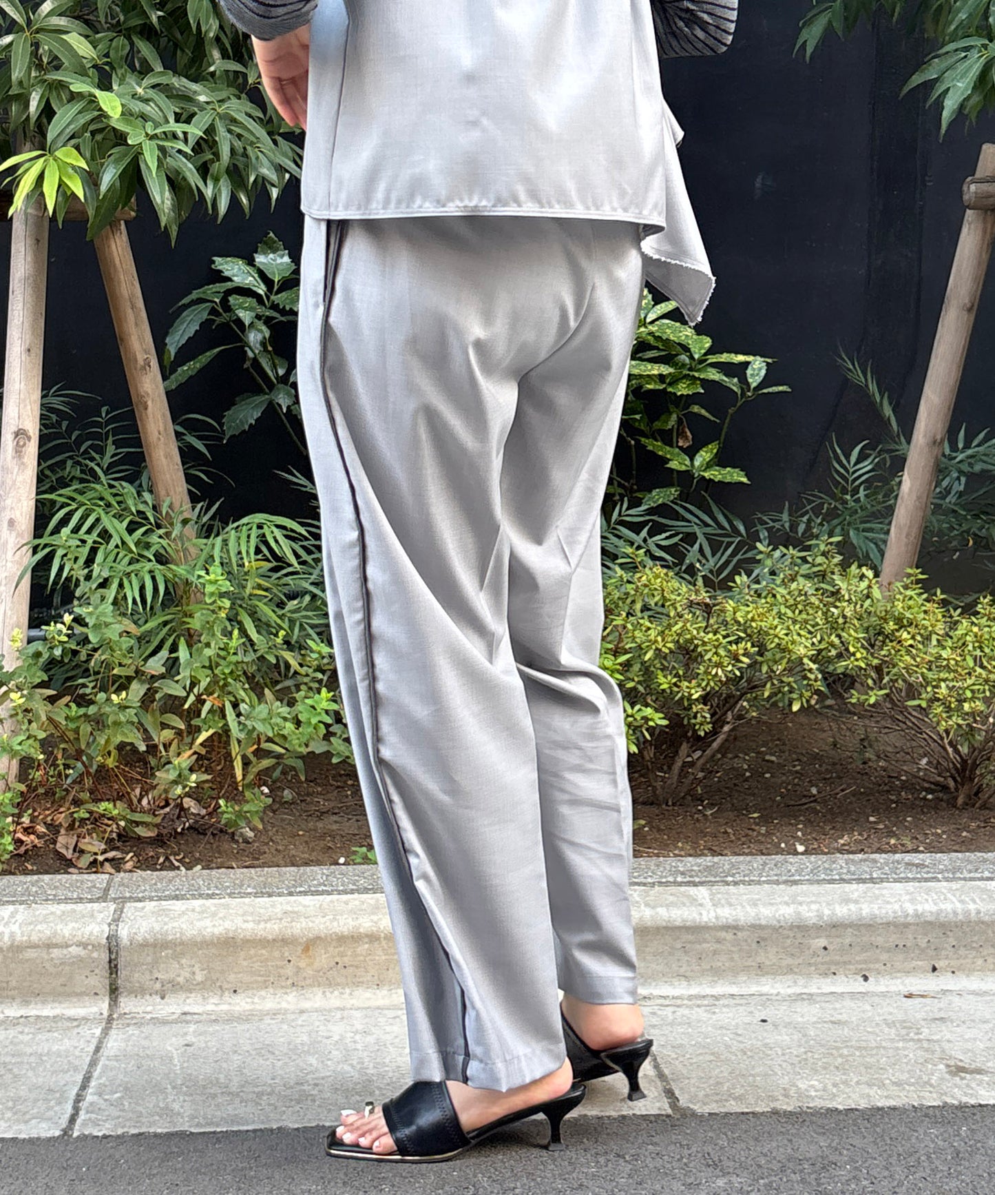 【INNOWAVE】サイドラインイージーパンツ