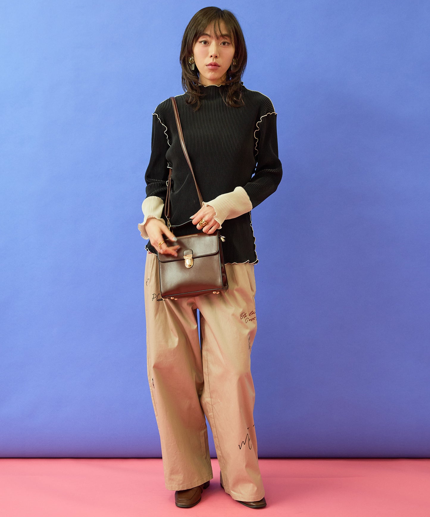 【FONT LAB】グラフィティプリントチノパン