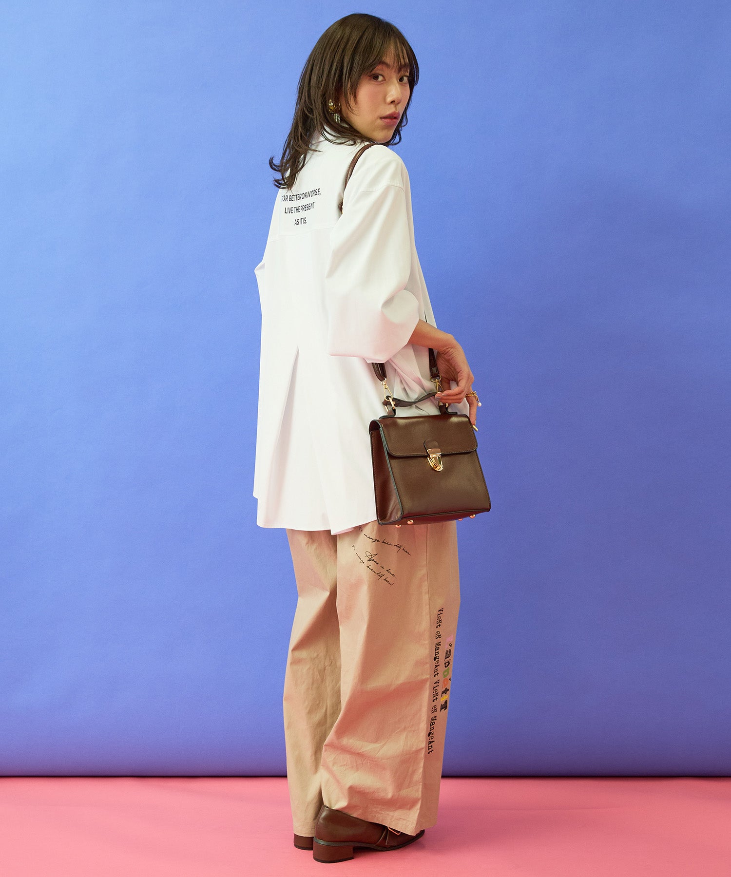 FONT LAB】グラフィティプリントチノパン｜ファッション通販のマインド