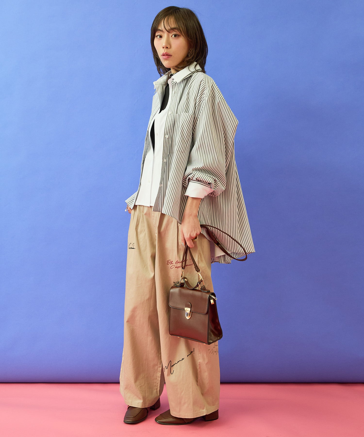 FONT LAB】グラフィティプリントチノパン｜ファッション通販のマインド