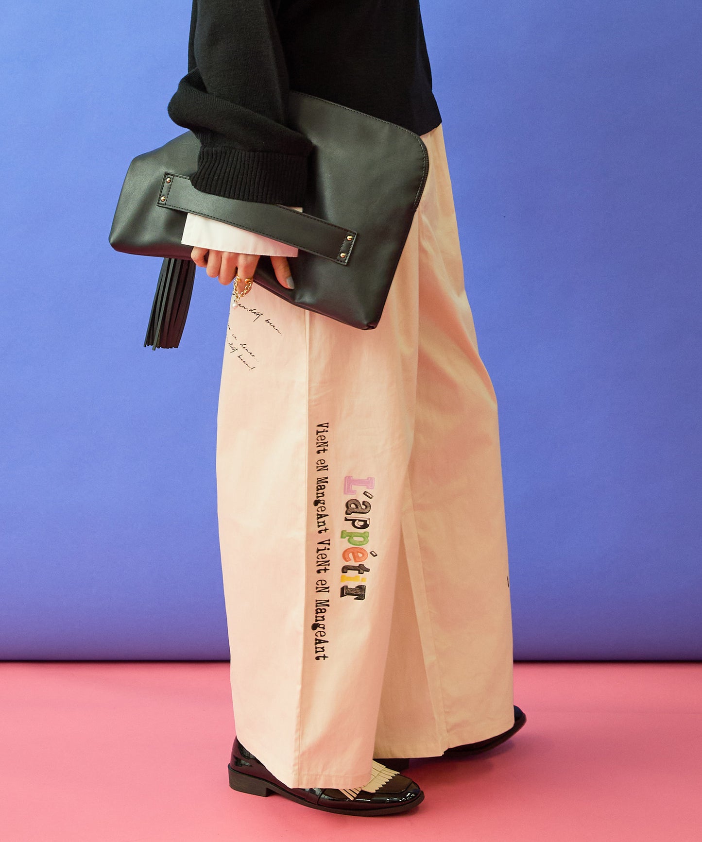 【FONT LAB】グラフィティプリントチノパン