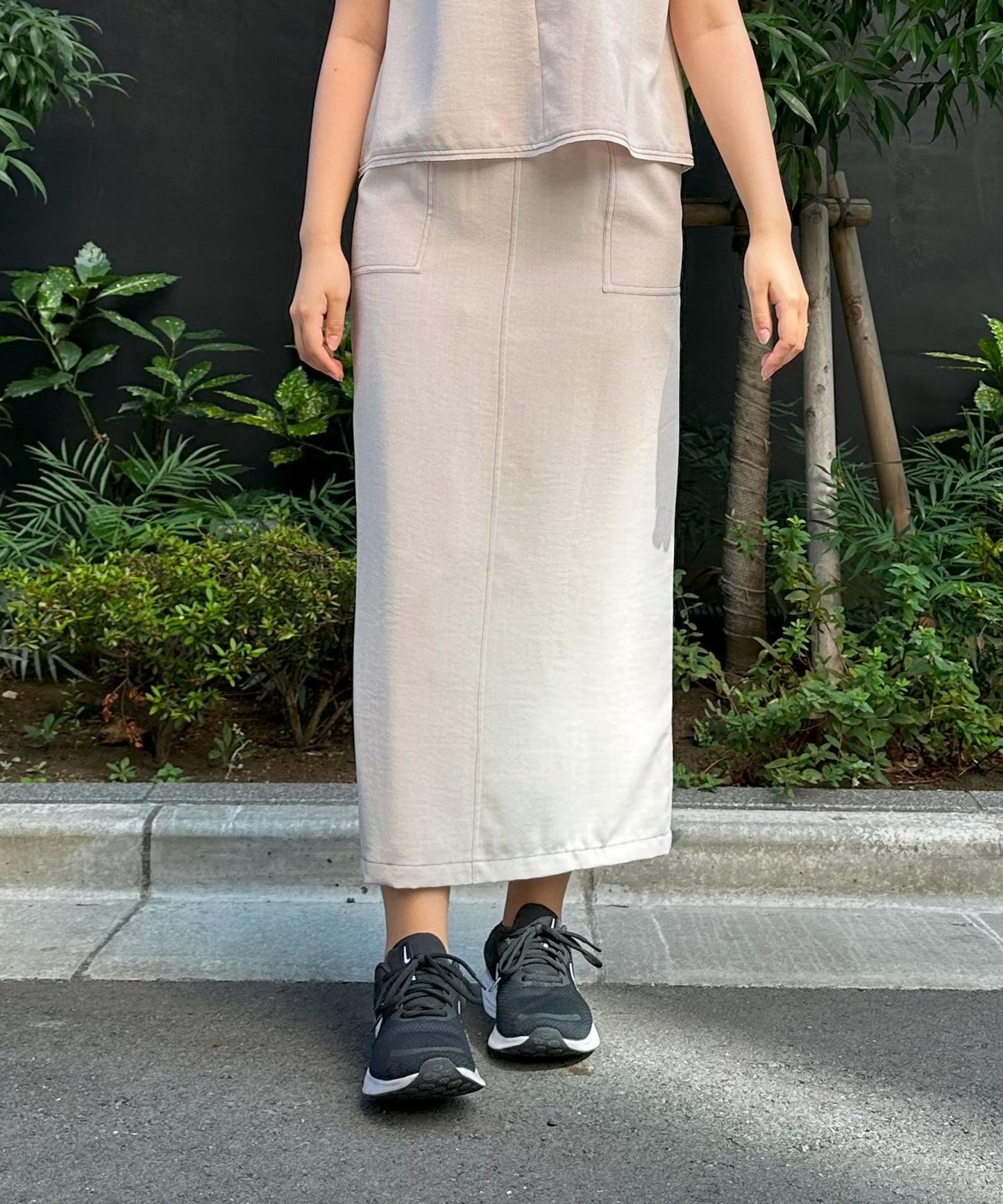 【INNOWAVE】バイカラーステッチナロースカート