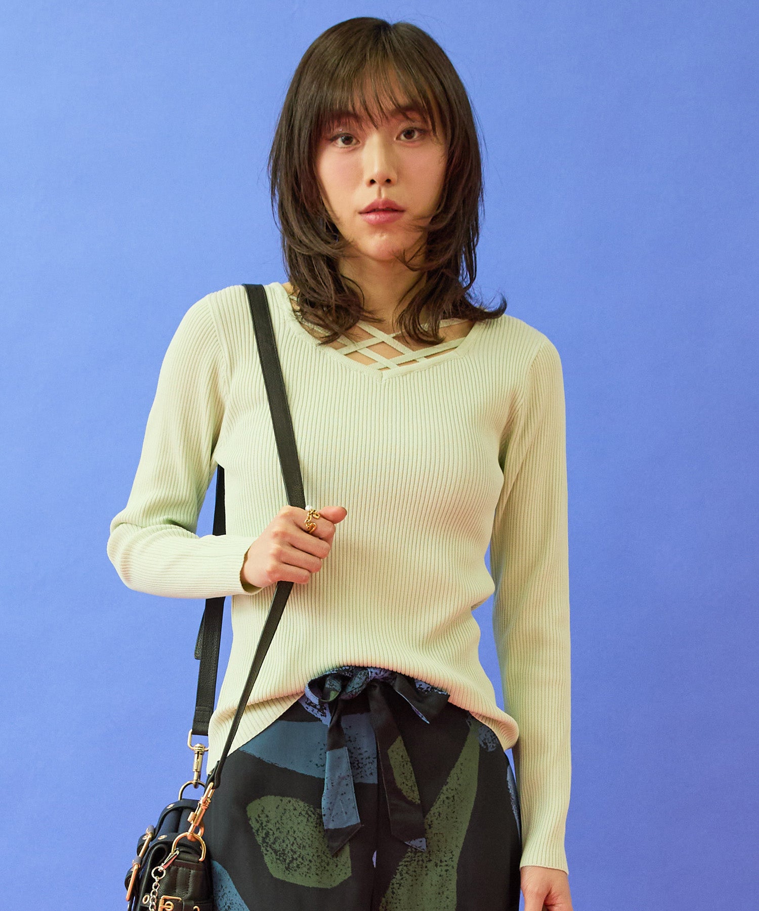 ニット 春 レディース 薄手 ダイヤモンドネック リブニット