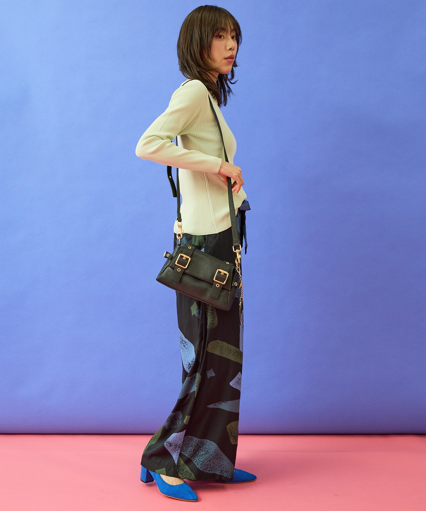 【JETSET SOLO PLUS】ダイヤモンドネックリブニット