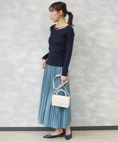 【JETSET SOLO PLUS】ダイヤモンドネックリブニット