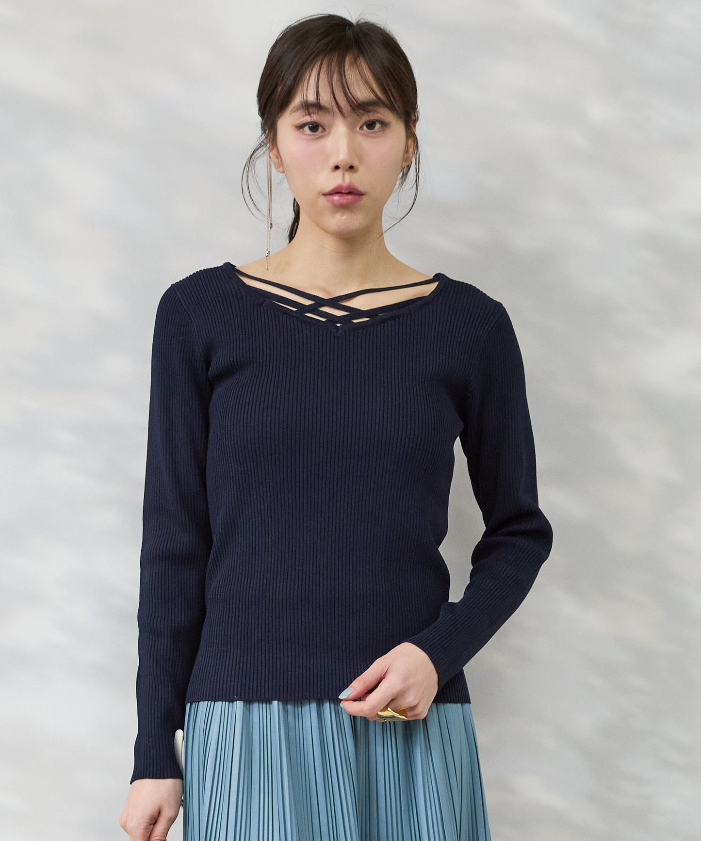 【JETSET SOLO PLUS】ダイヤモンドネックリブニット