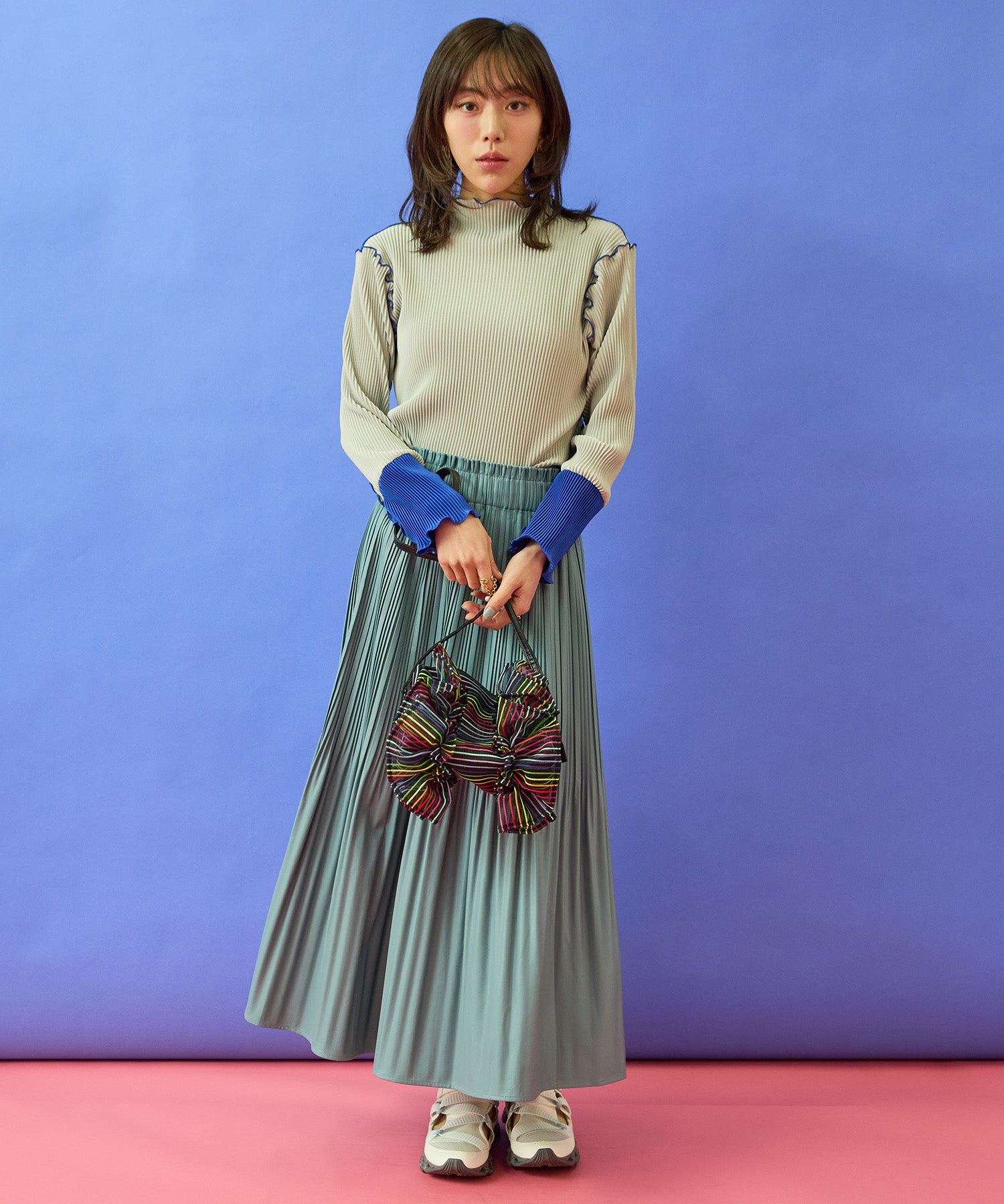 【FONT LAB】プリーツちびハイネックバイカラーカットソー