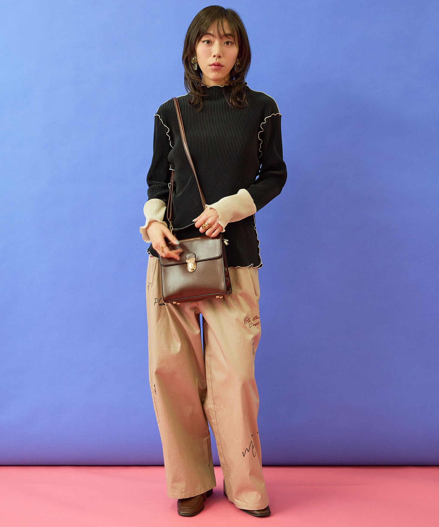 【FONT LAB】プリーツちびハイネックバイカラーカットソー