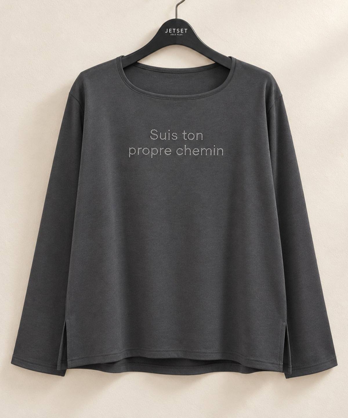 61-5935【FONT LAB】フラスコネックラインストーンロングTシャツ