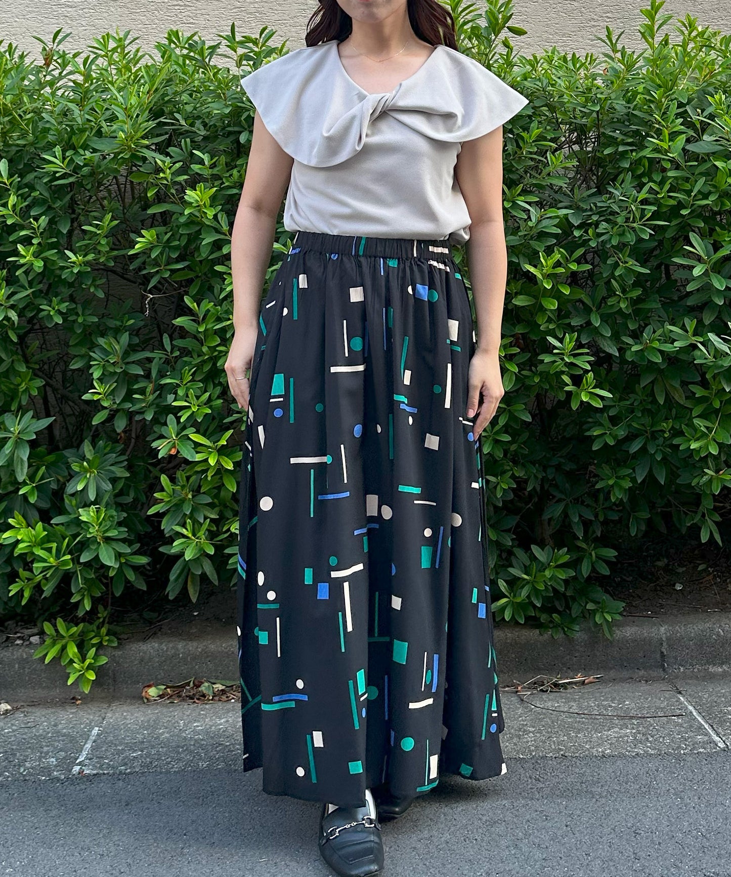 【INNOWAVE】ツイストカラーカットソー