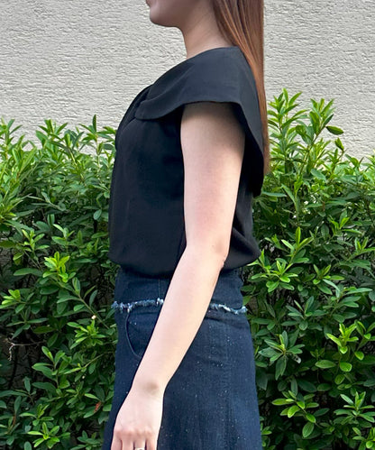 【INNOWAVE】ツイストカラーカットソー