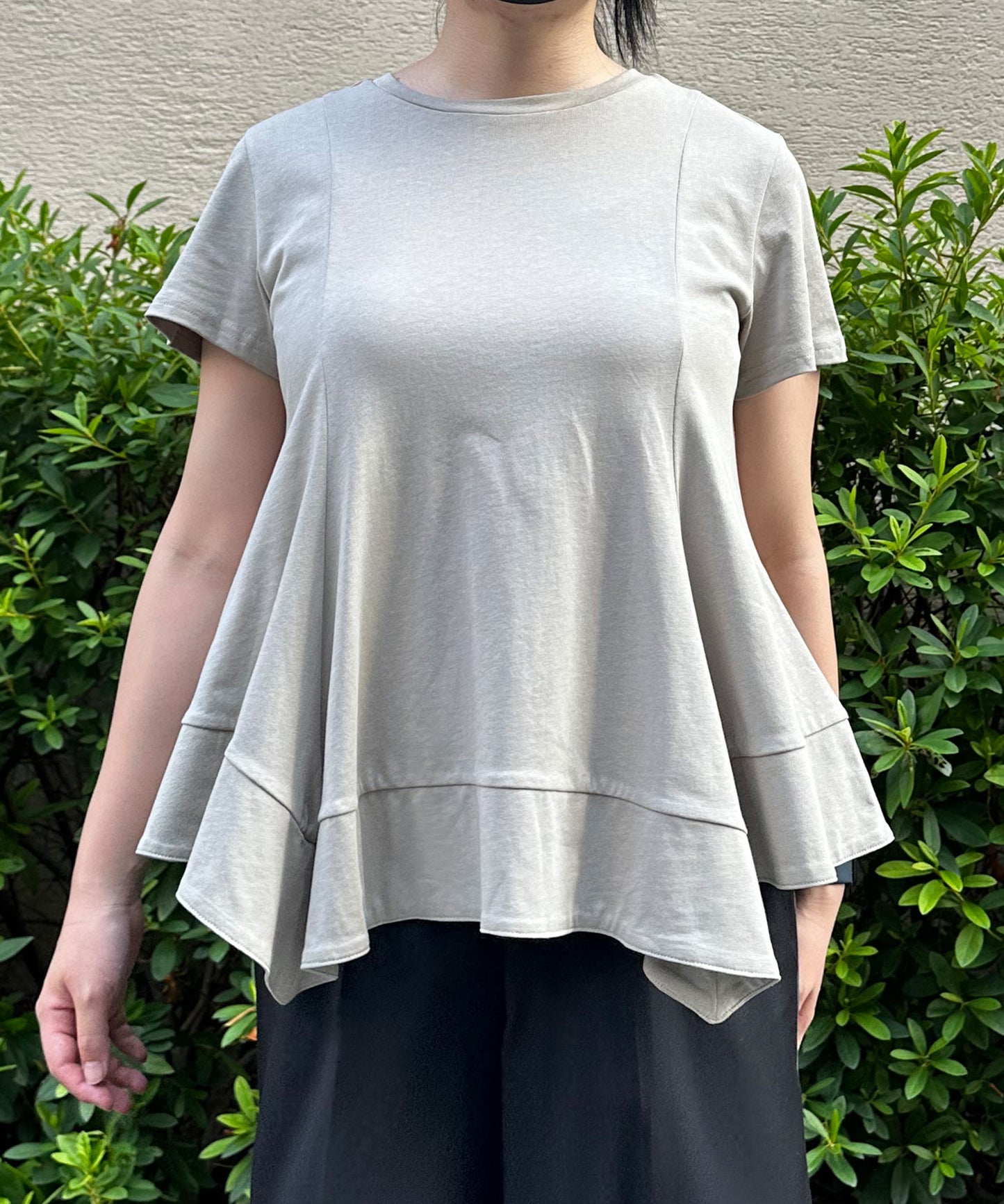 【qout】デザインヘムドライカットソー