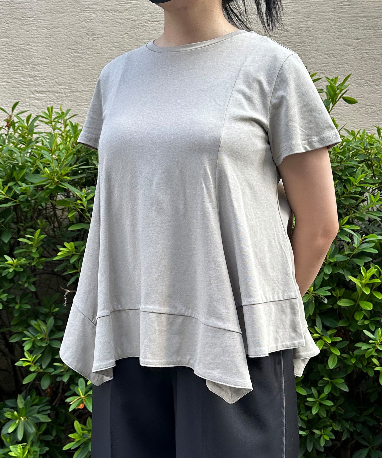 【qout】デザインヘムドライカットソー