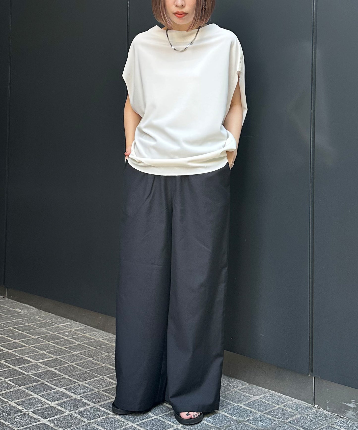 【qout】ショルダーラインジョーゼットカットソー