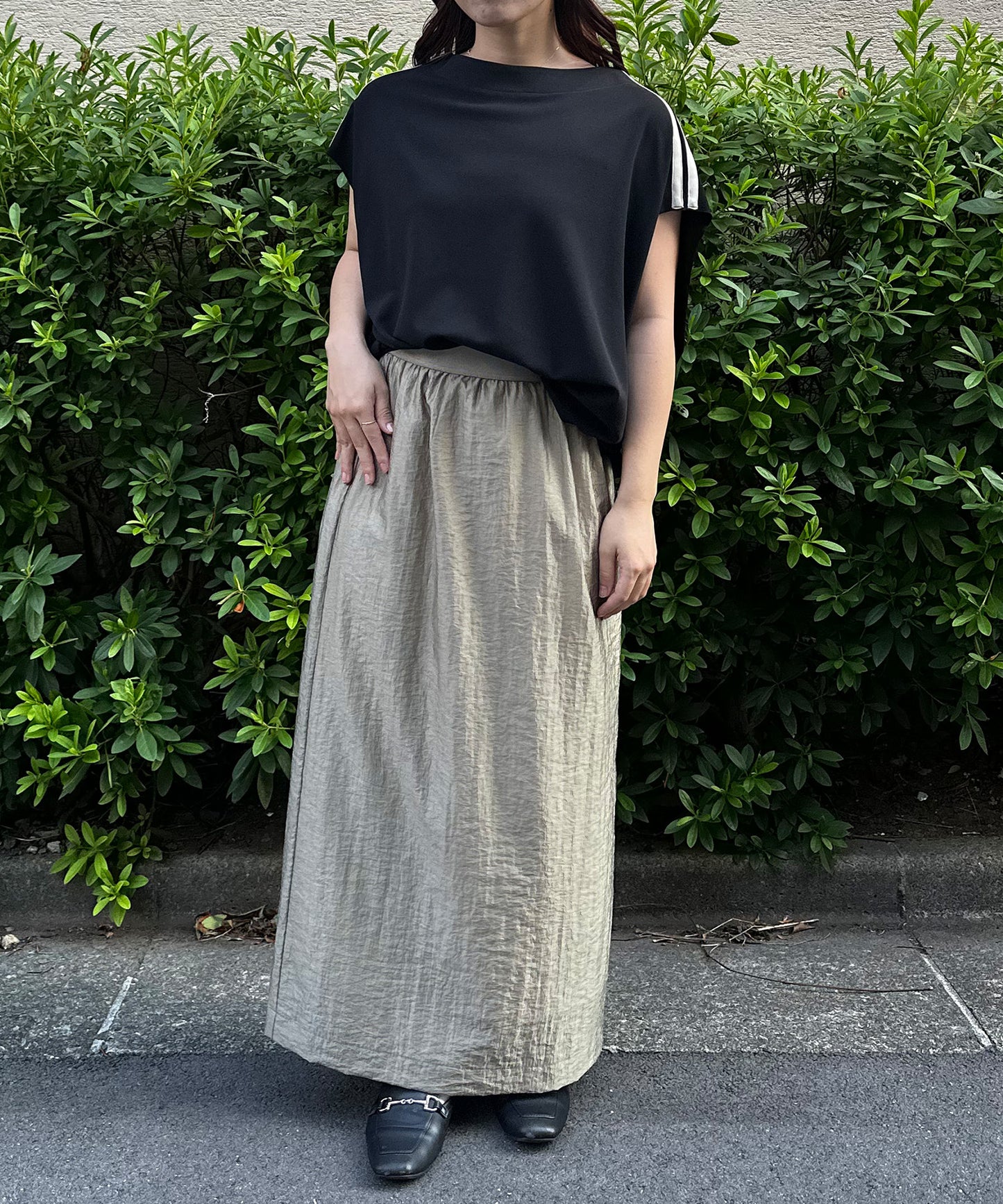 【qout】ショルダーラインジョーゼットカットソー