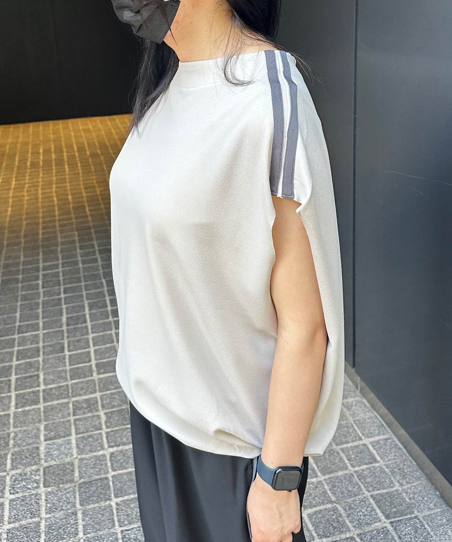 【qout】ショルダーラインジョーゼットカットソー