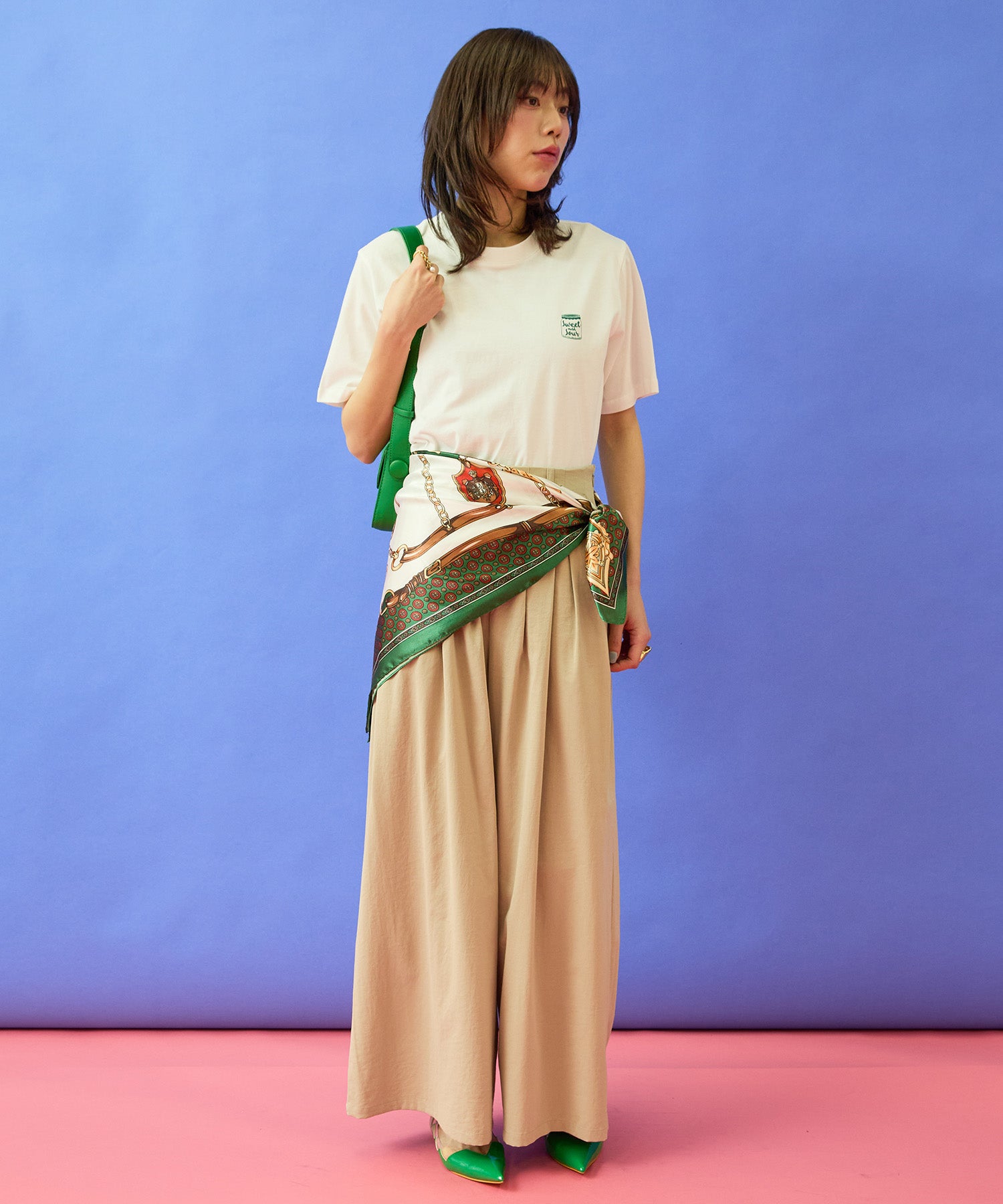 【mademoiselle YEYE】バックプリントTシャツ