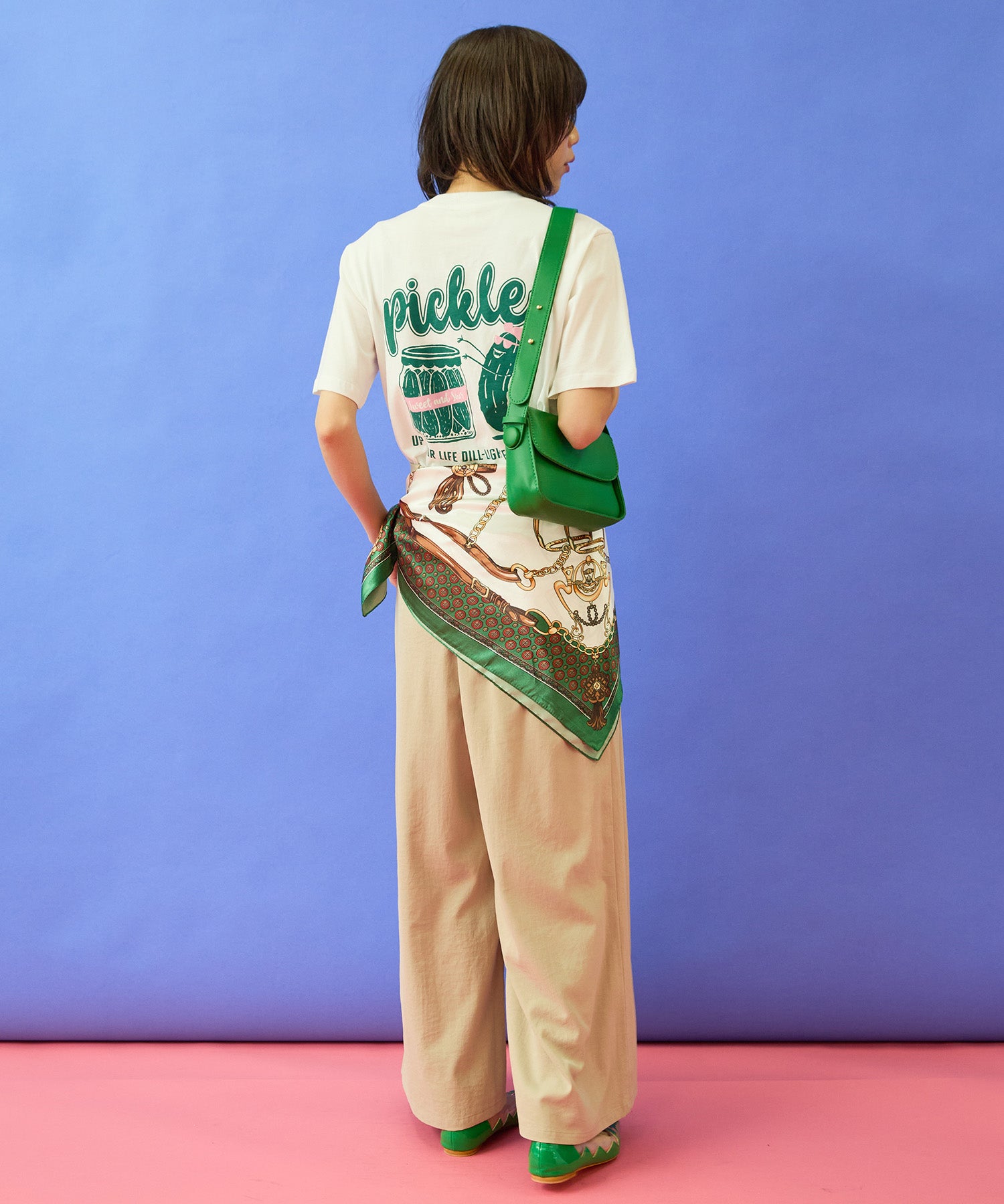 【mademoiselle YEYE】バックプリントTシャツ