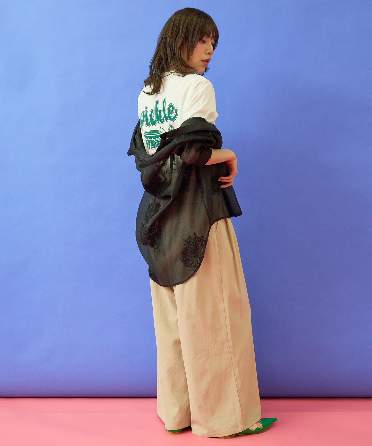 【mademoiselle YEYE】バックプリントTシャツ