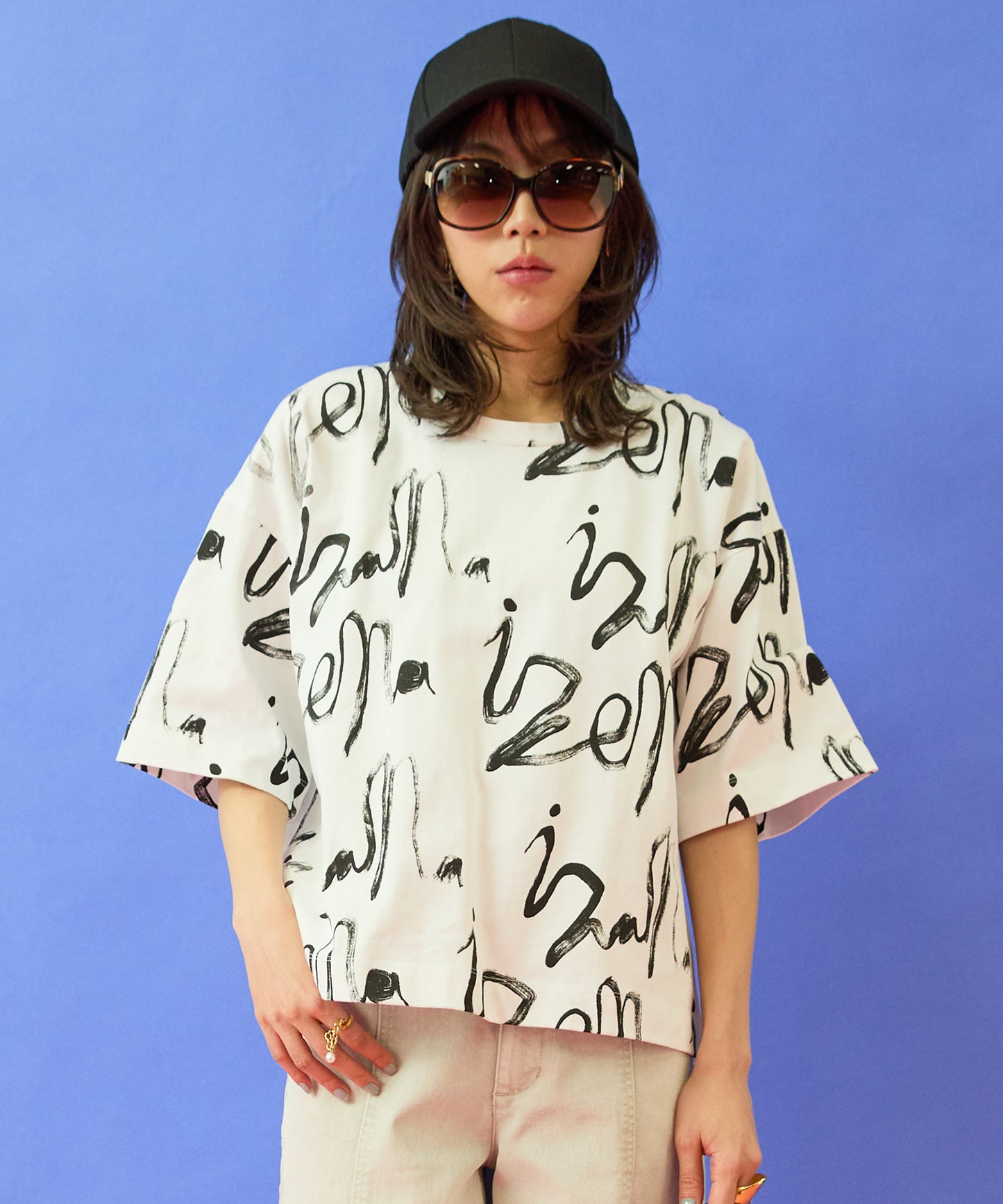 【SKFK】グラフィティプリントTシャツ