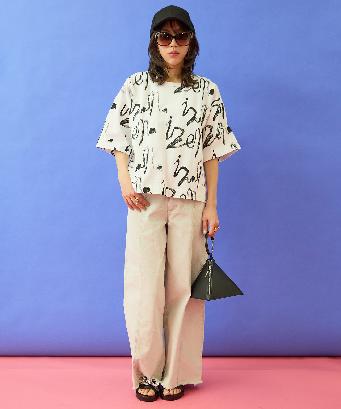 【SKFK】グラフィティプリントTシャツ