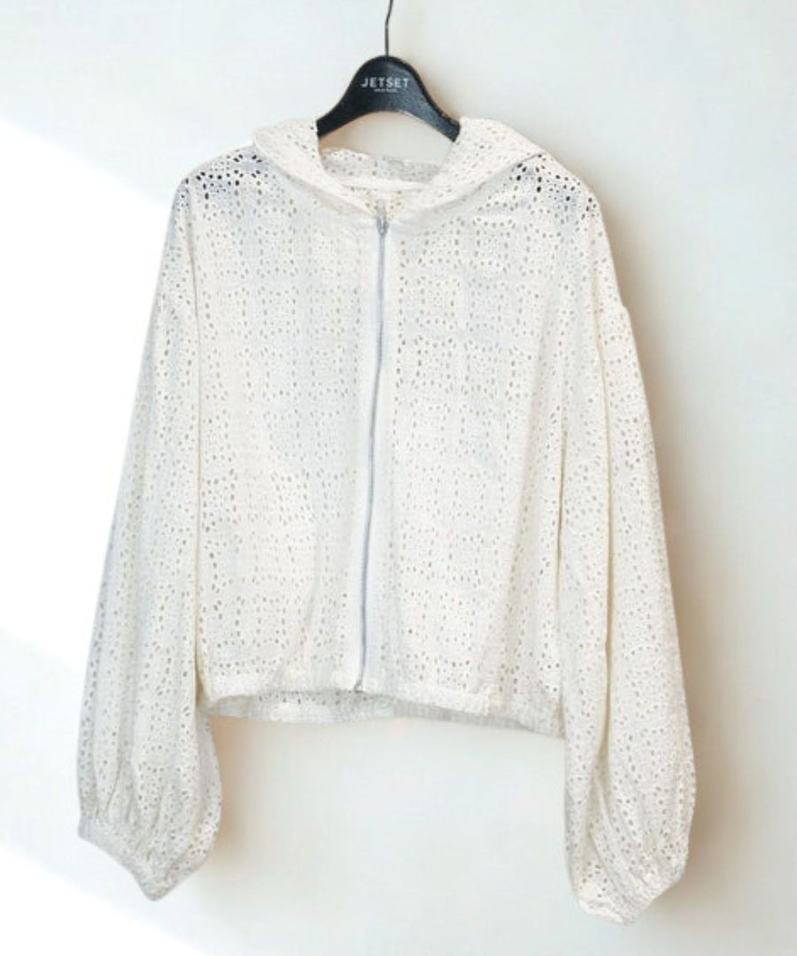 【INDUS luxury for JETSET SOLO PLUS】カットワークレースZIPパーカ