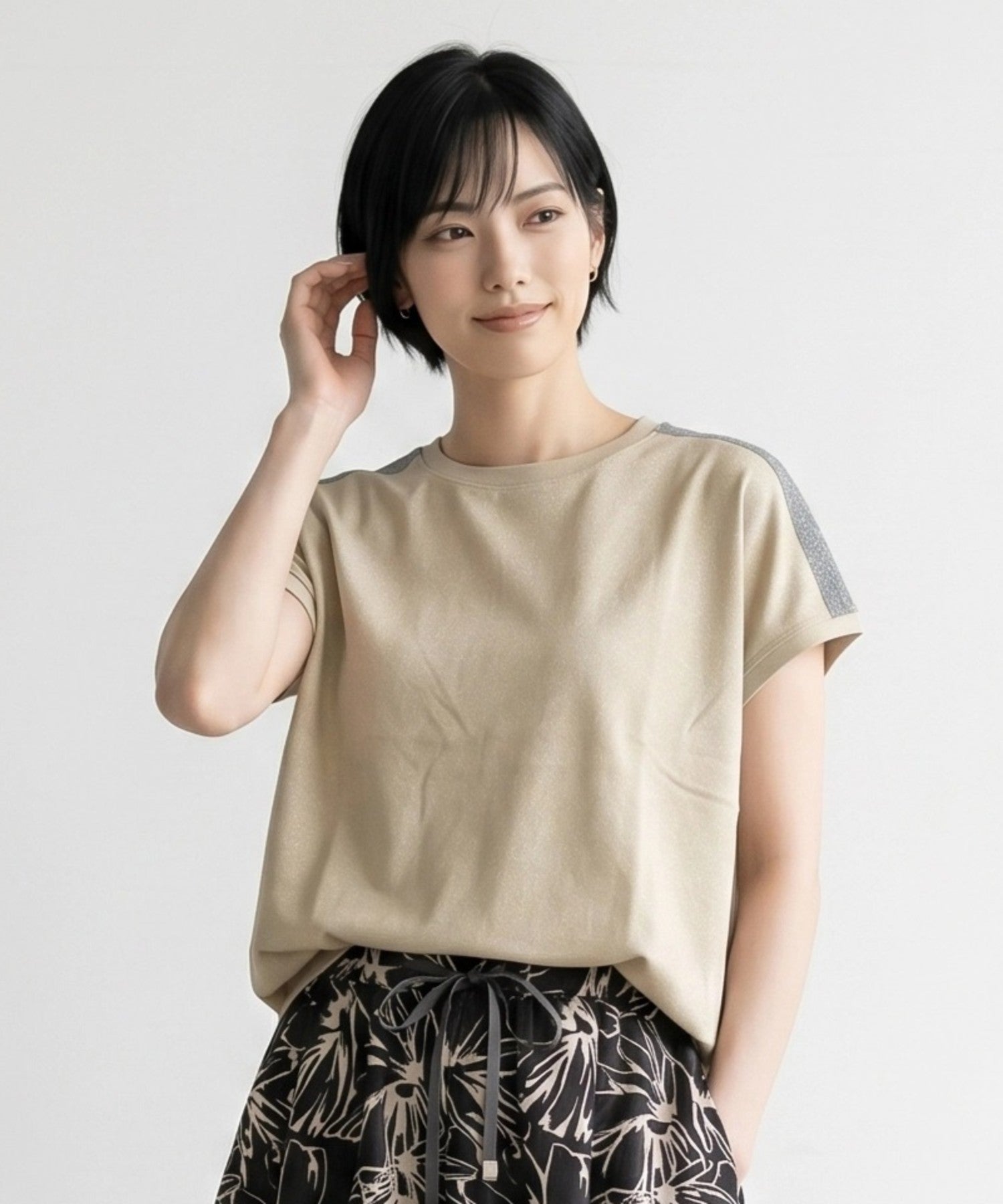 【FONT LAB】ラメショルダー2WAY Tシャツ