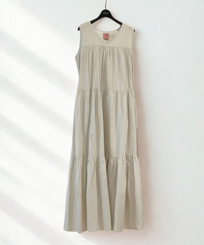 【INDUS luxury for JETSET SOLO PLUS】Vネックティアードワンピース