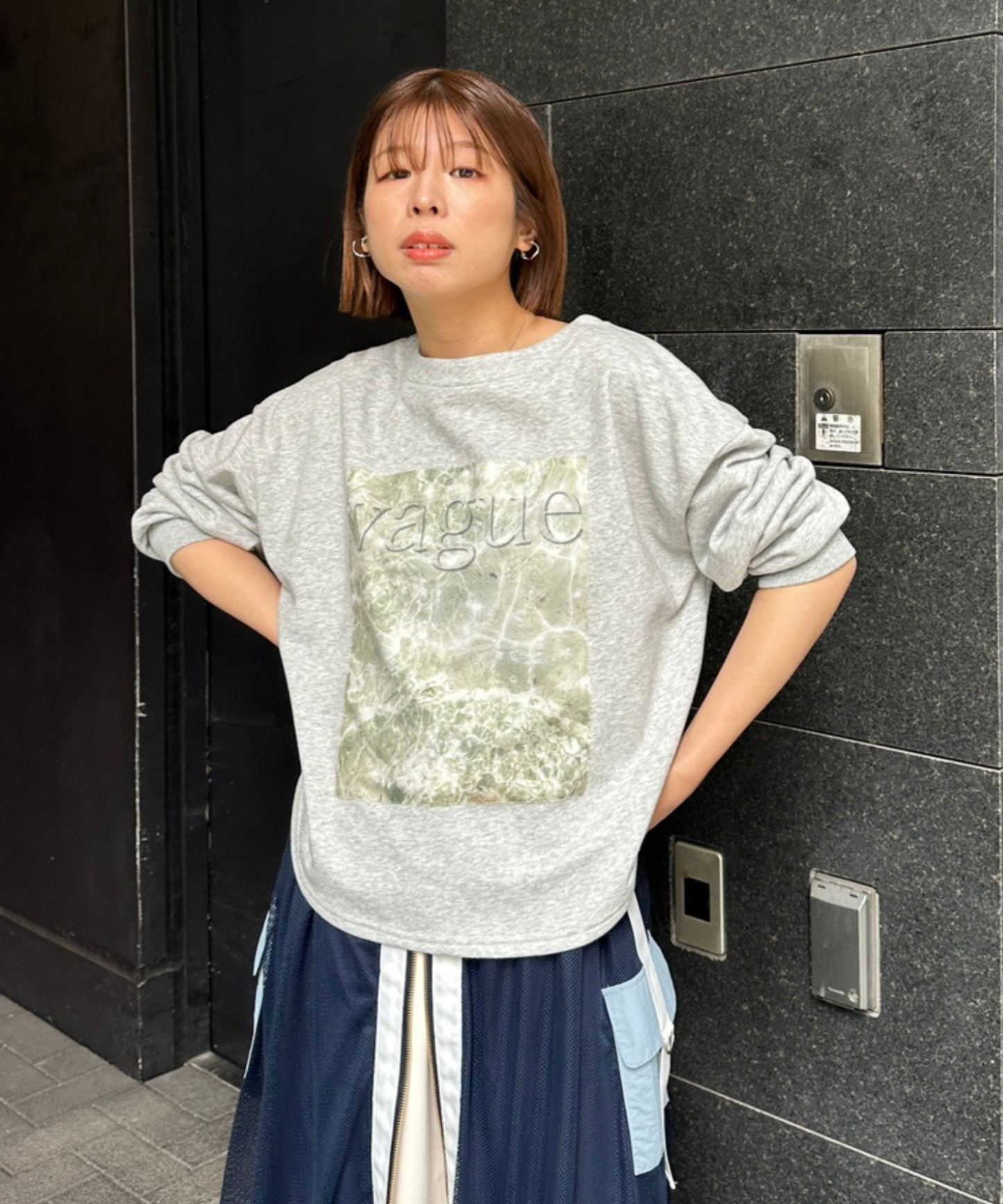 【FONT LAB】フォトプリント×ロゴボートネックスウェット