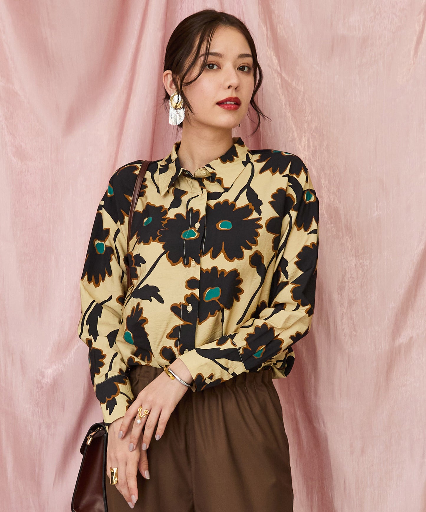 レディース シャツ プリントシャツ ビッグフラワープリント ｜JETSET SOLO PLUS(ジェットセットソロプラス) 公式通販｜レディース ファッション きれいめカジュアル