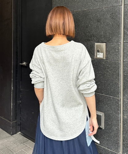 【FONT LAB】フォトプリント×ロゴボートネックスウェット