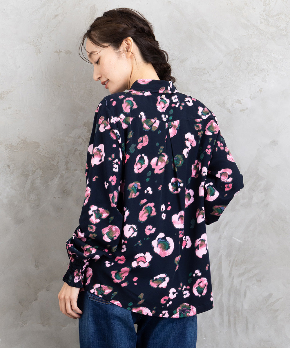 01-6667 NUMPH 【リミサロ】ブラーフラワープリントシャツ