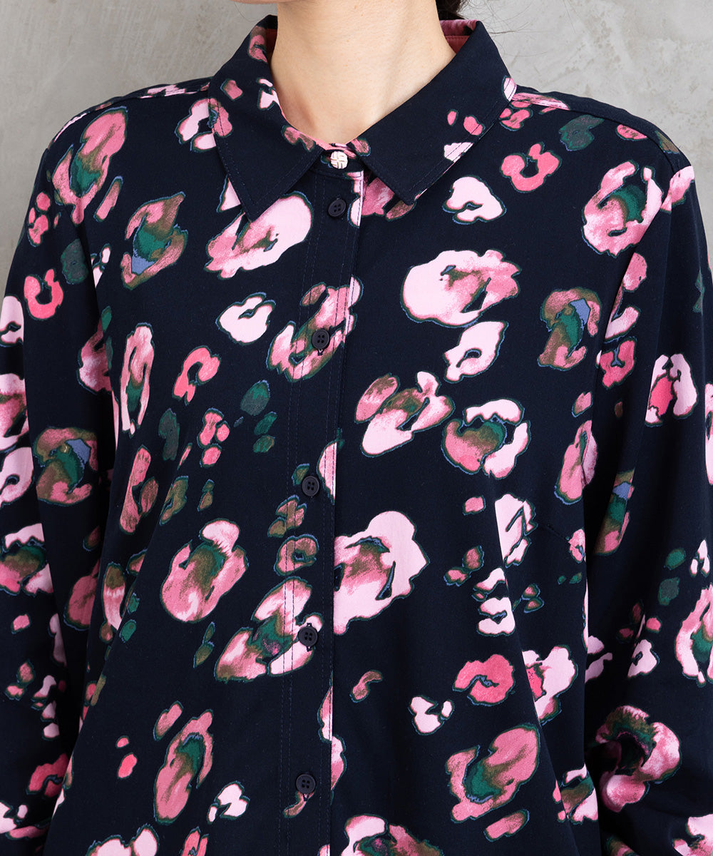 01-6667 NUMPH 【リミサロ】ブラーフラワープリントシャツ