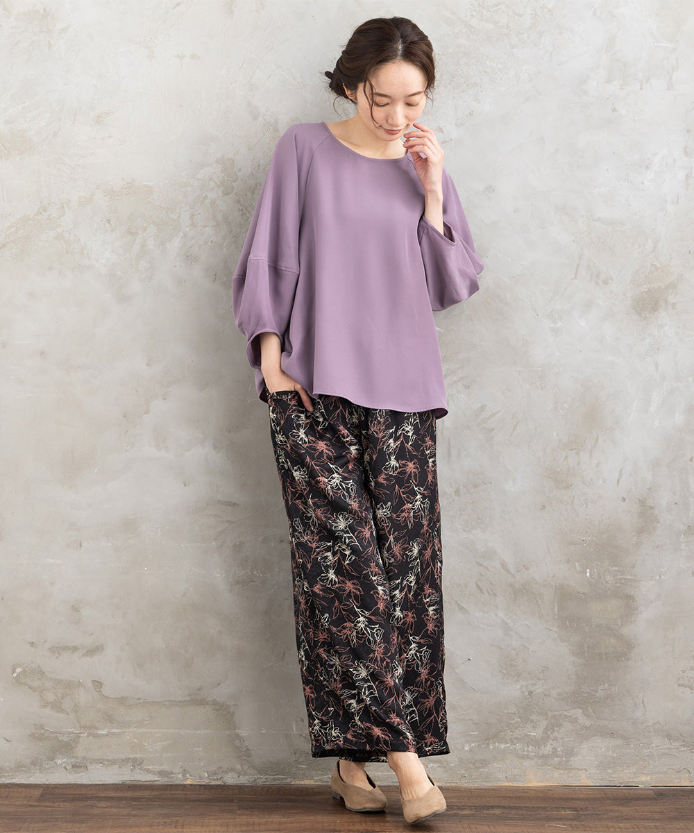 ダブルバックサテンブラウス