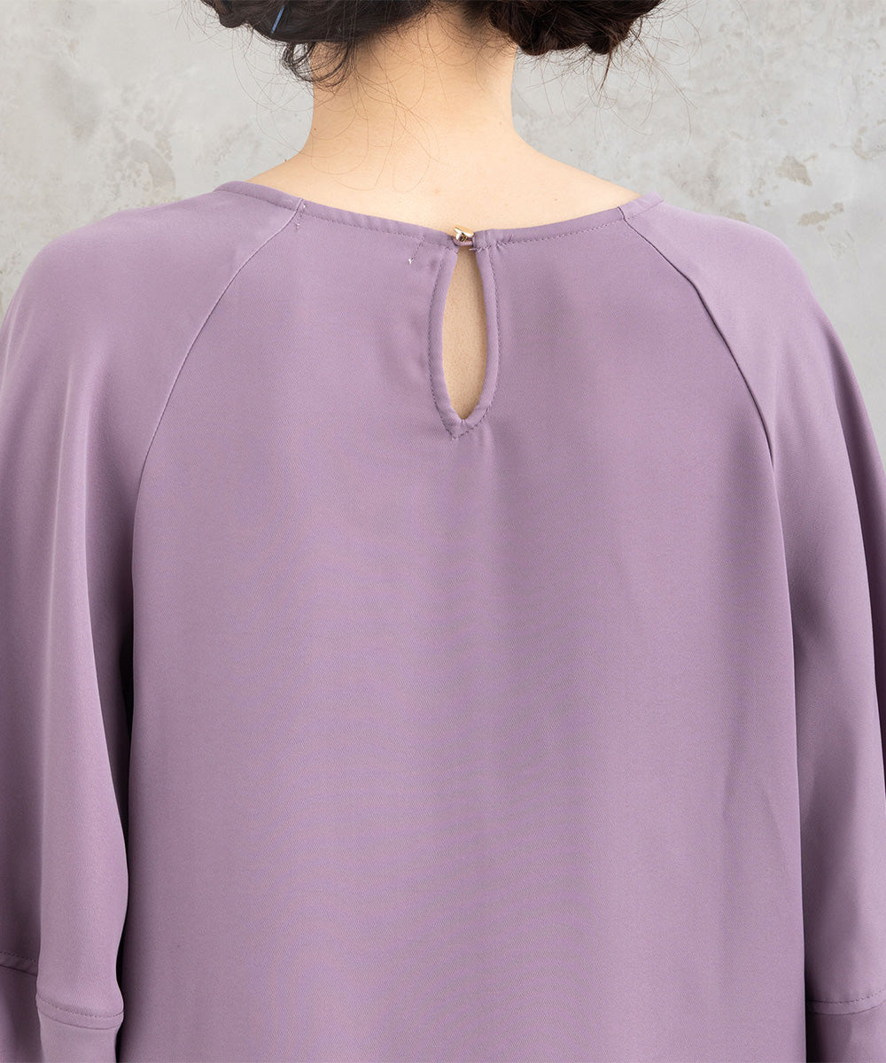 ダブルバックサテンブラウス