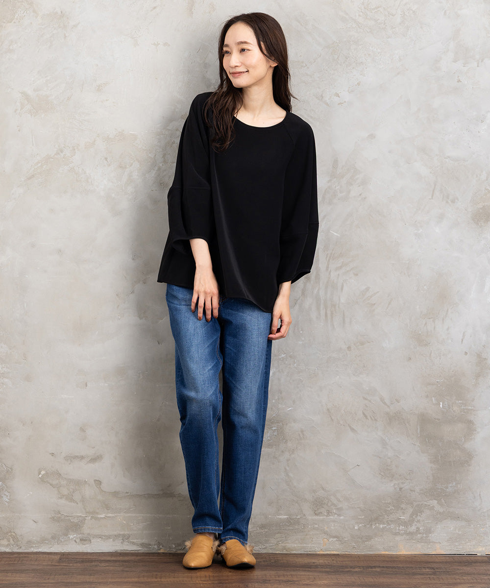 ダブルバックサテンブラウス