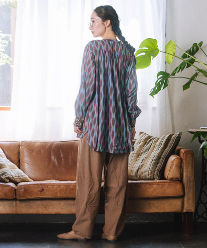 21号(6L～) INDESIGN MIXプリントバンドカラーブラウス