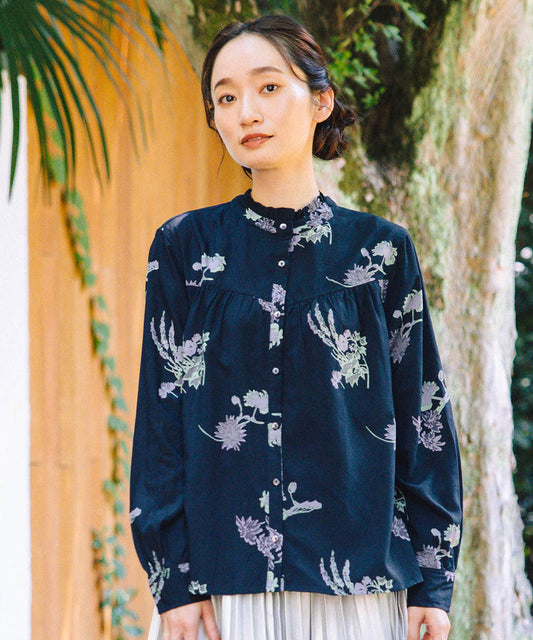 21号(6L～) INDESIGN フラワープリントフリルカラーブラウス