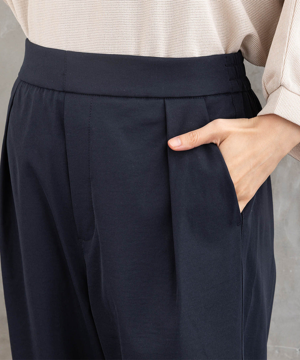 【撥水・COOL】ストレートタックパンツ