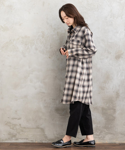 【撥水・COOL】ストレートタックパンツ