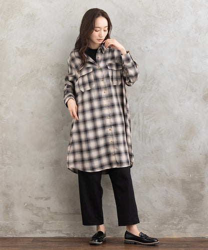 【撥水・COOL】ストレートタックパンツ