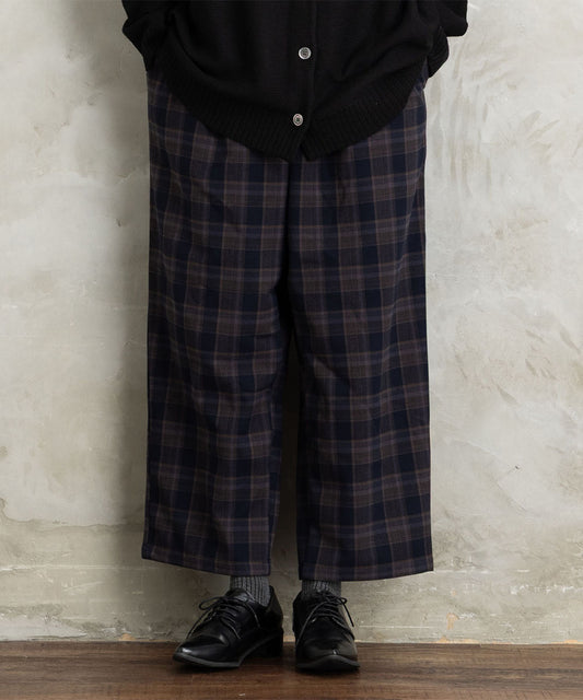 両面起毛セミワイドパンツ
