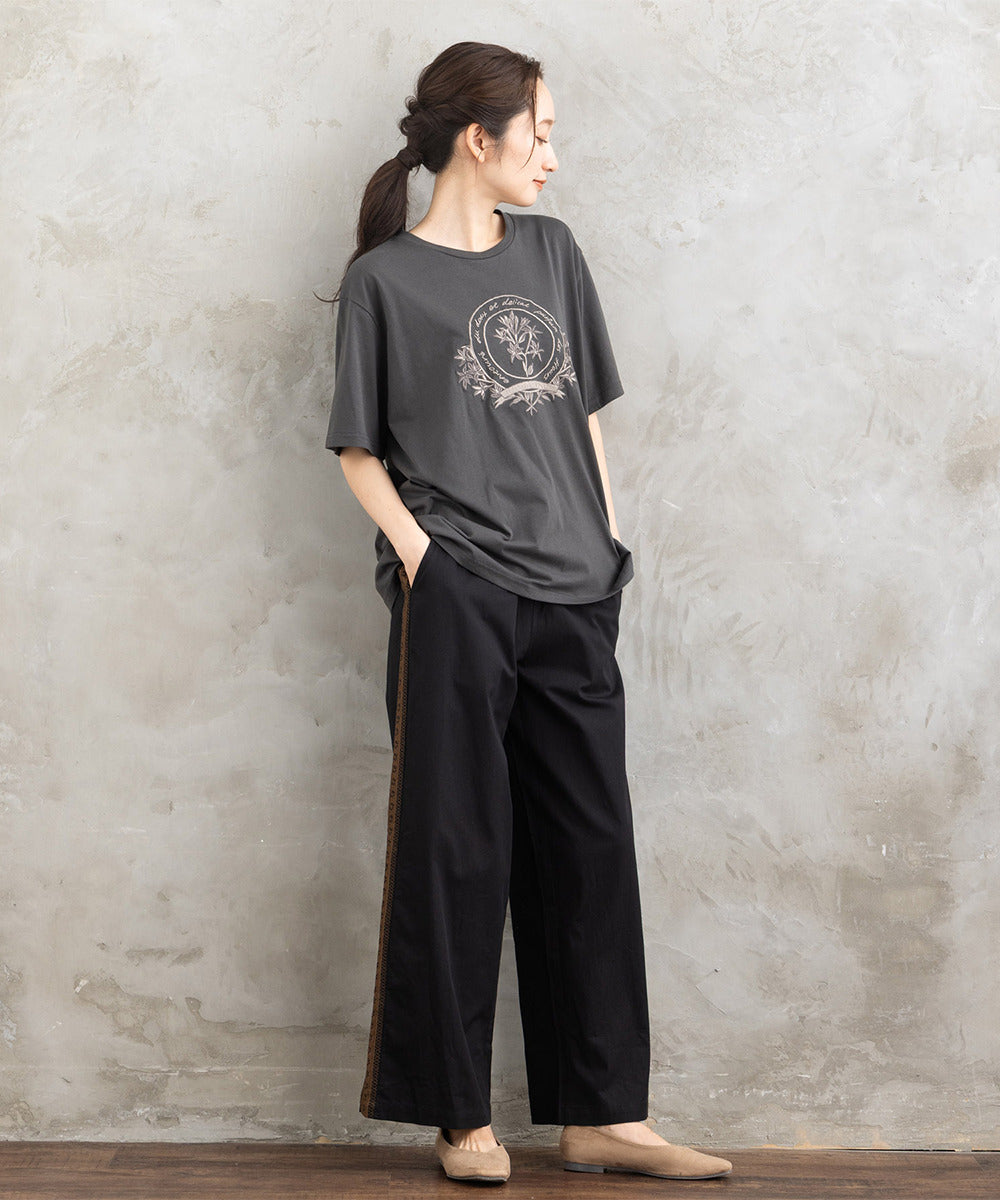 21号(6L～) INDESIGN チロリアンテープエンブロイダリーラインパンツ