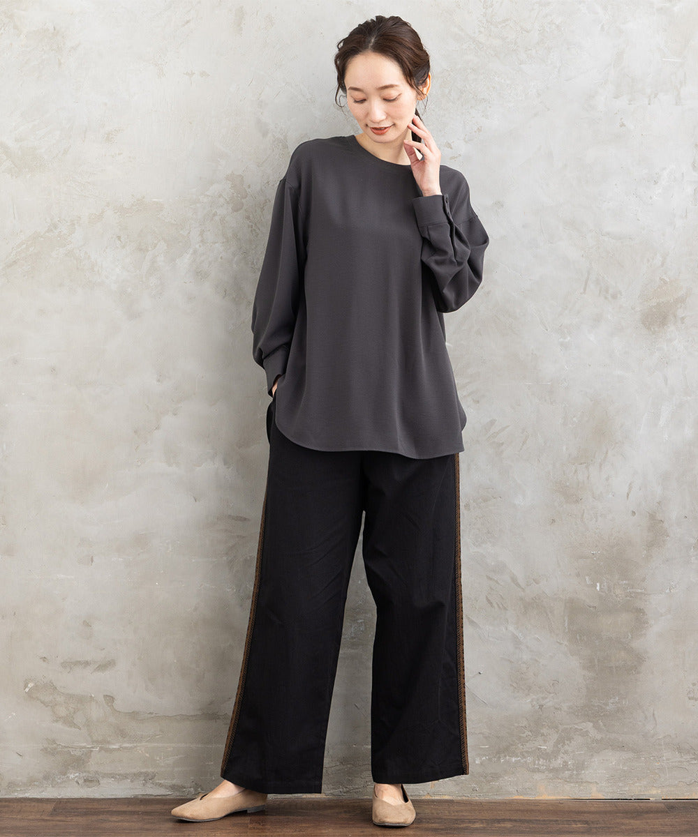 INDESIGN チロリアンテープエンブロイダリーラインパンツ